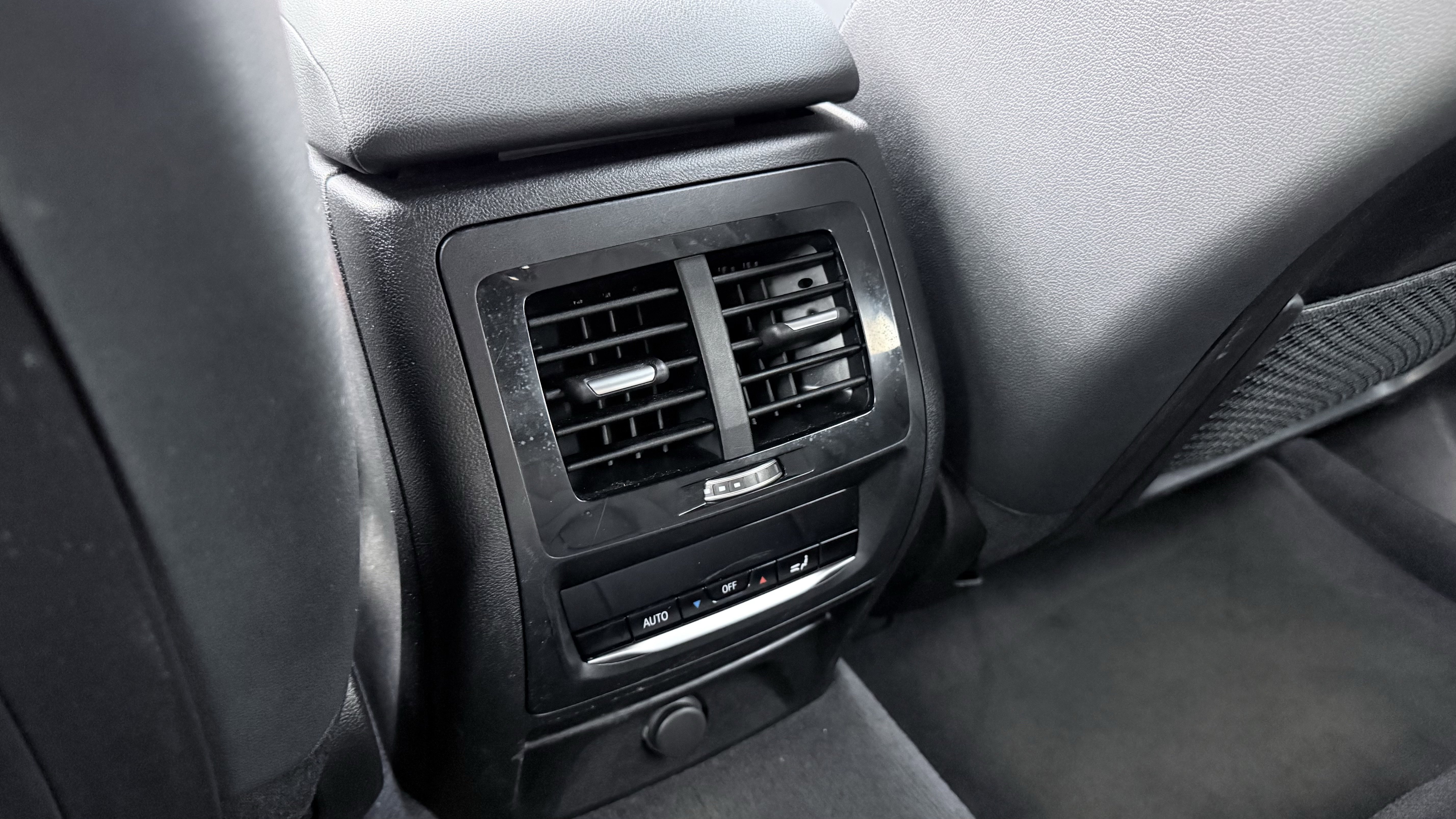 Used 2019 BMW X3 xDrive30i w/ Convenience Package image 48