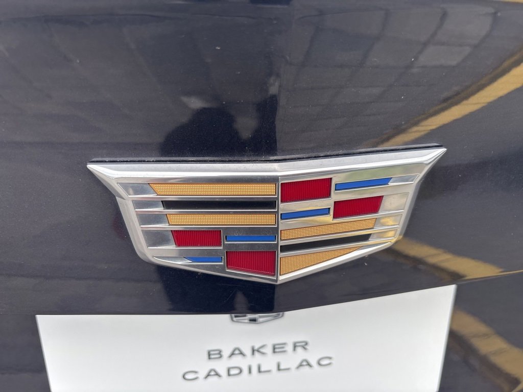 Used 2023 Cadillac XT4 Premium Luxury w/ Cold Weather Package image 6