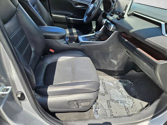 Used 2022 Toyota RAV4 Limited FWD image 20