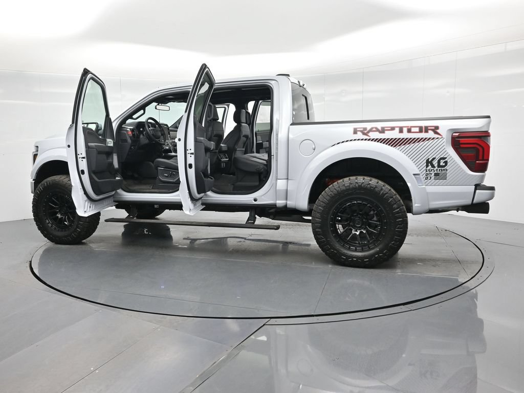 Used 2025 Ford F150 Raptor AWD/4WD image 35