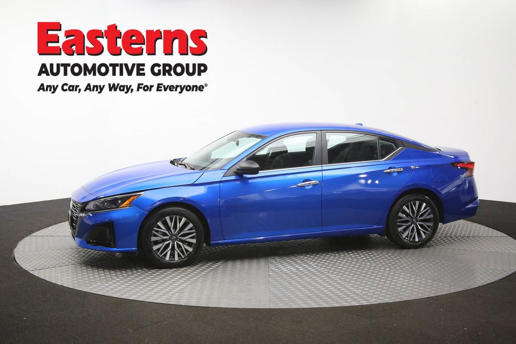 Used 2025 Nissan Altima 2.5 SV FWD image 57