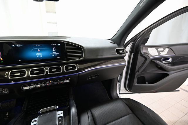 Used 2020 Mercedes-Benz GLS 450 4MATIC image 30