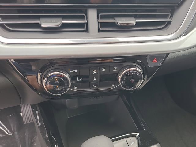 New 2026 Chevrolet Trax LT w/ Driver Confidence Package image 33