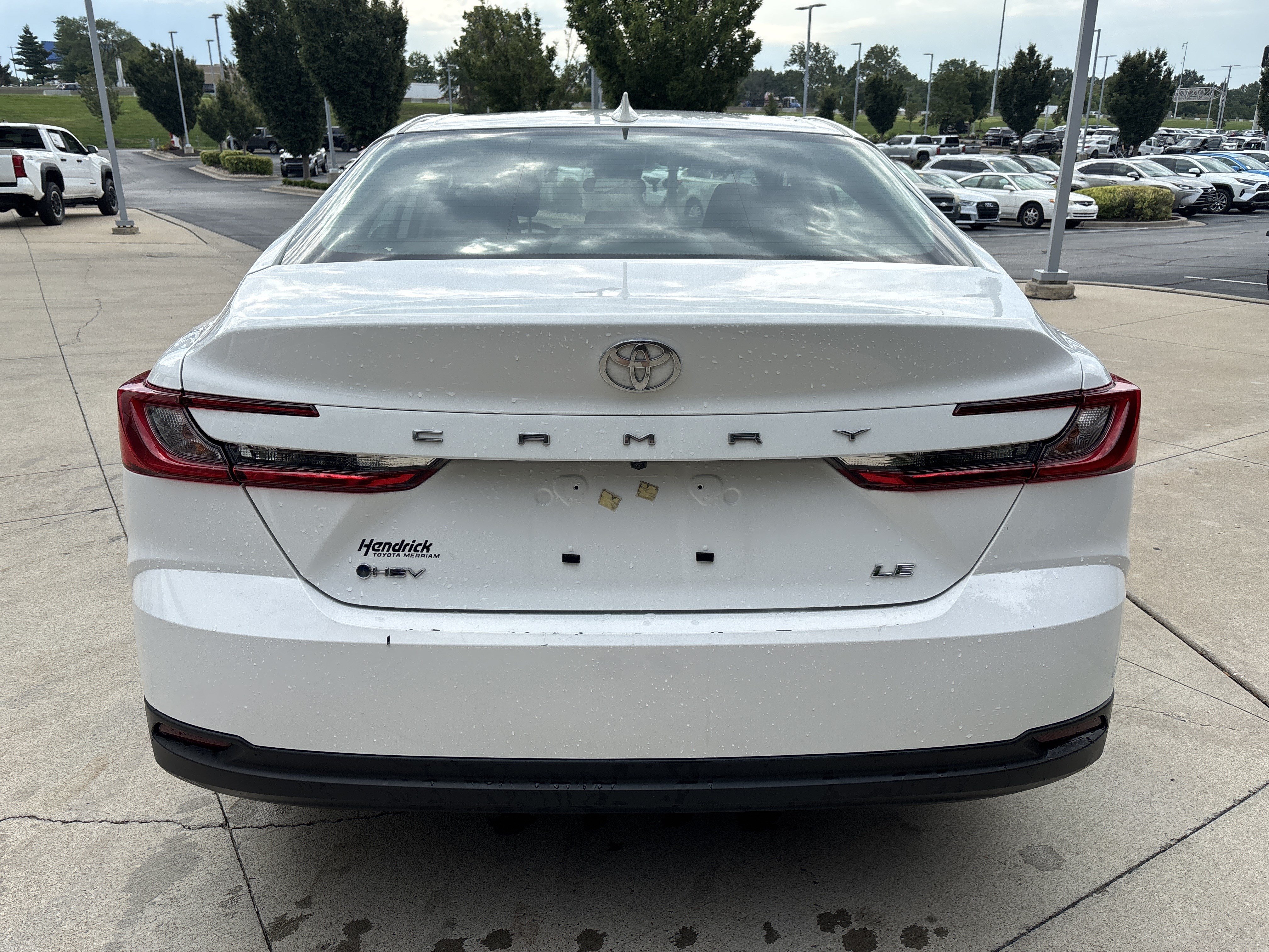 Used 2025 Toyota Camry Hybrid FWD image 8