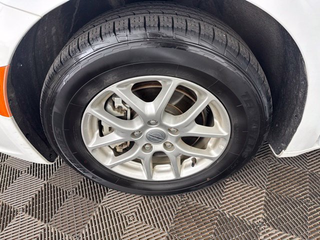 Used 2023 Chrysler Pacifica Touring-L FWD image 31