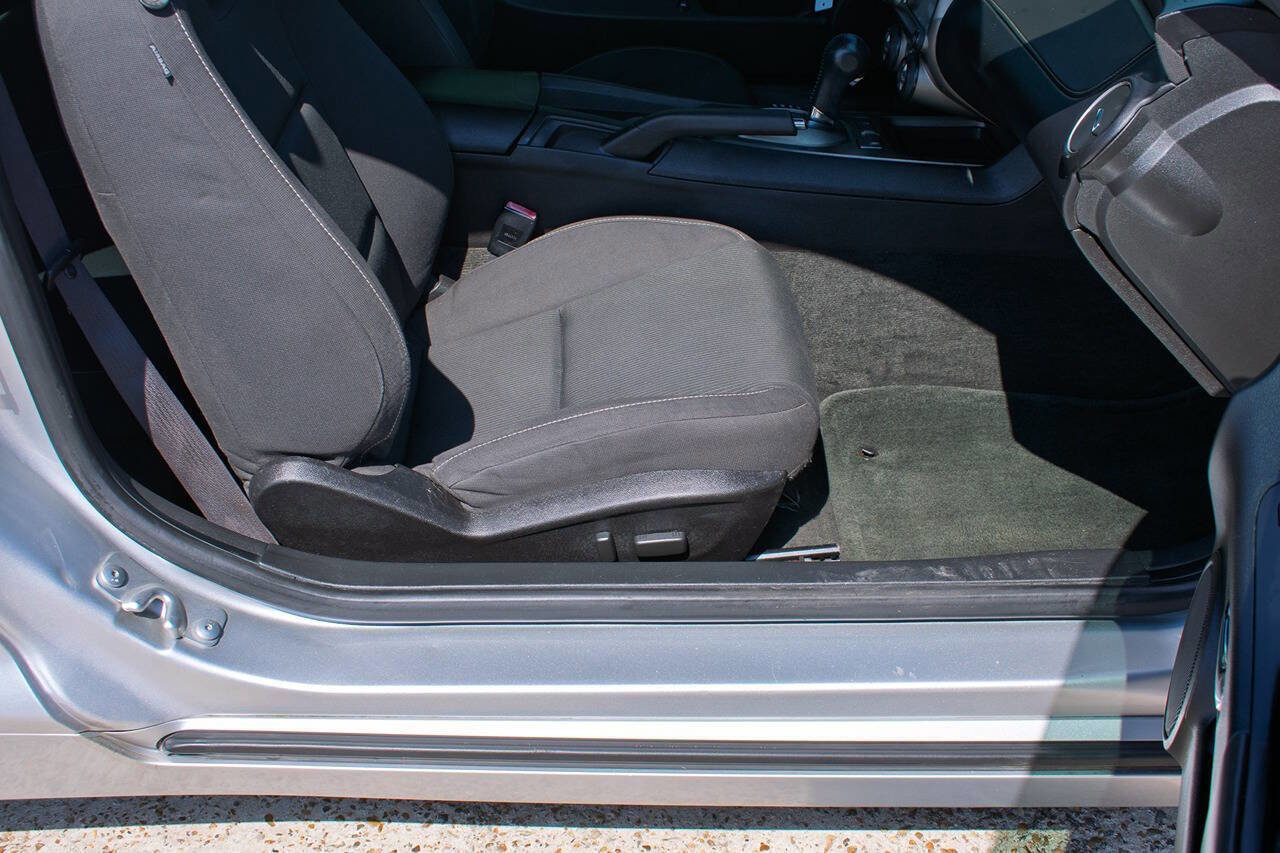 Used 2014 Chevrolet Camaro LT RWD image 32