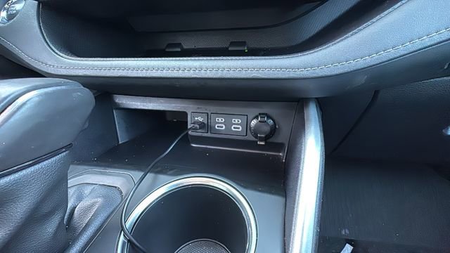 Used 2023 Toyota Highlander XSE AWD/4WD image 24