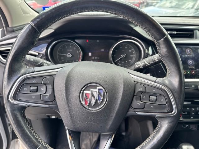 Used 2020 Buick Encore GX Essence w/ Experience Buick Package FWD image 16