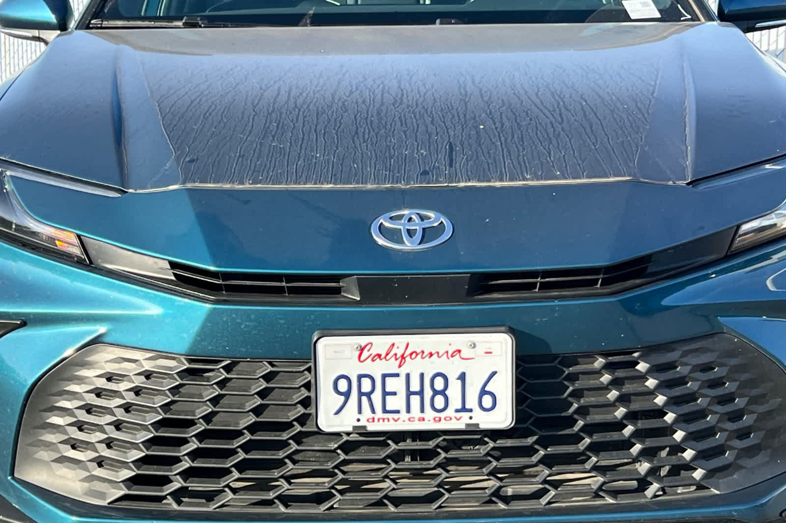 Used 2025 Toyota Camry SE FWD image 15