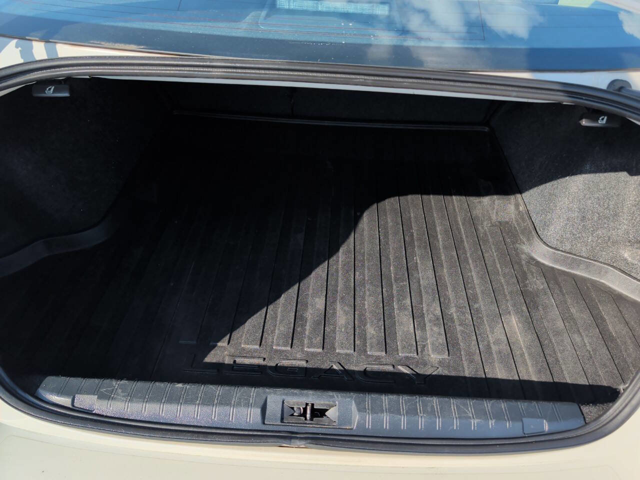 Used 2015 Subaru Legacy 2.5i Premium image 13