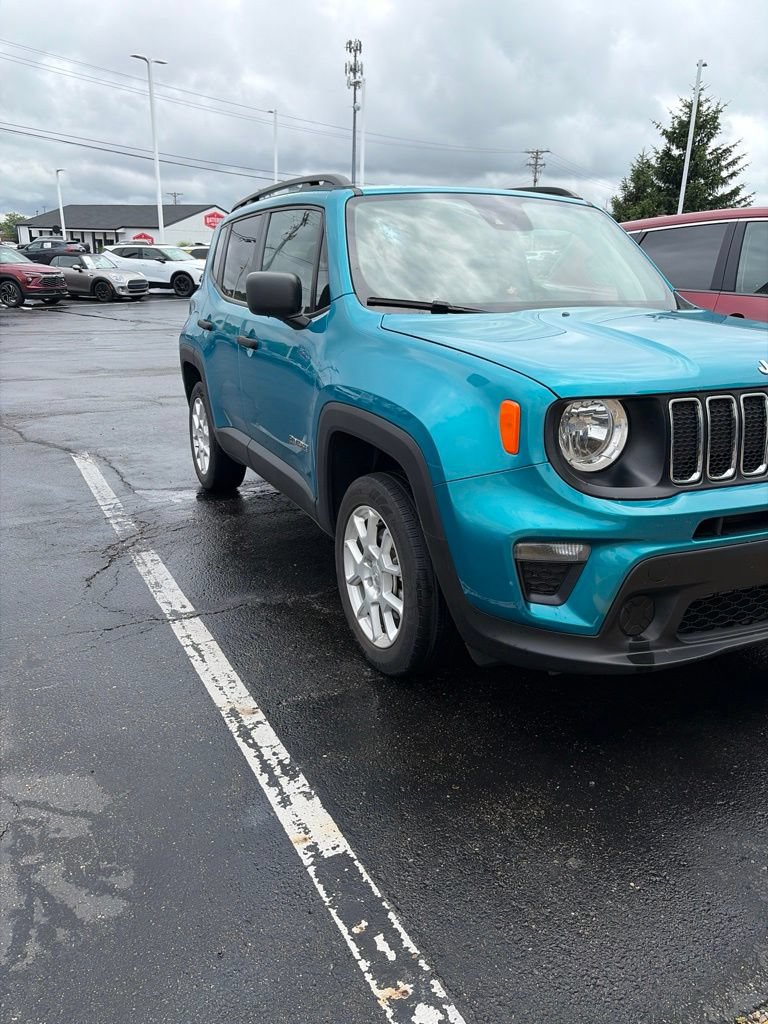 Used 2021 Jeep Renegade Sport w/ Sport Appearance Group AWD/4WD image 5