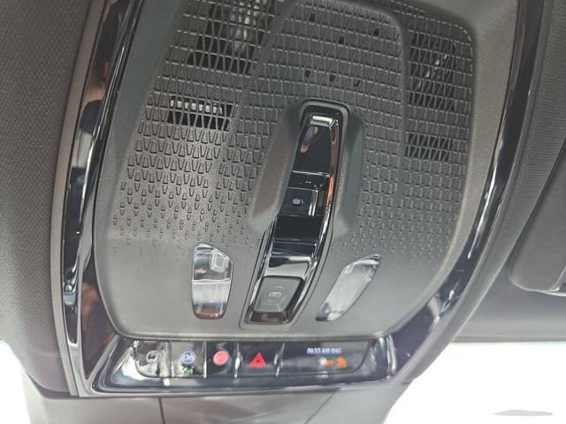 Certified 2024 Cadillac Lyriq Sport w/ LPO, Floor Liner Package AWD/4WD image 31