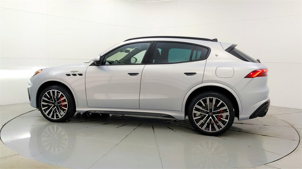 New 2024 Maserati Grecale Trofeo image 5