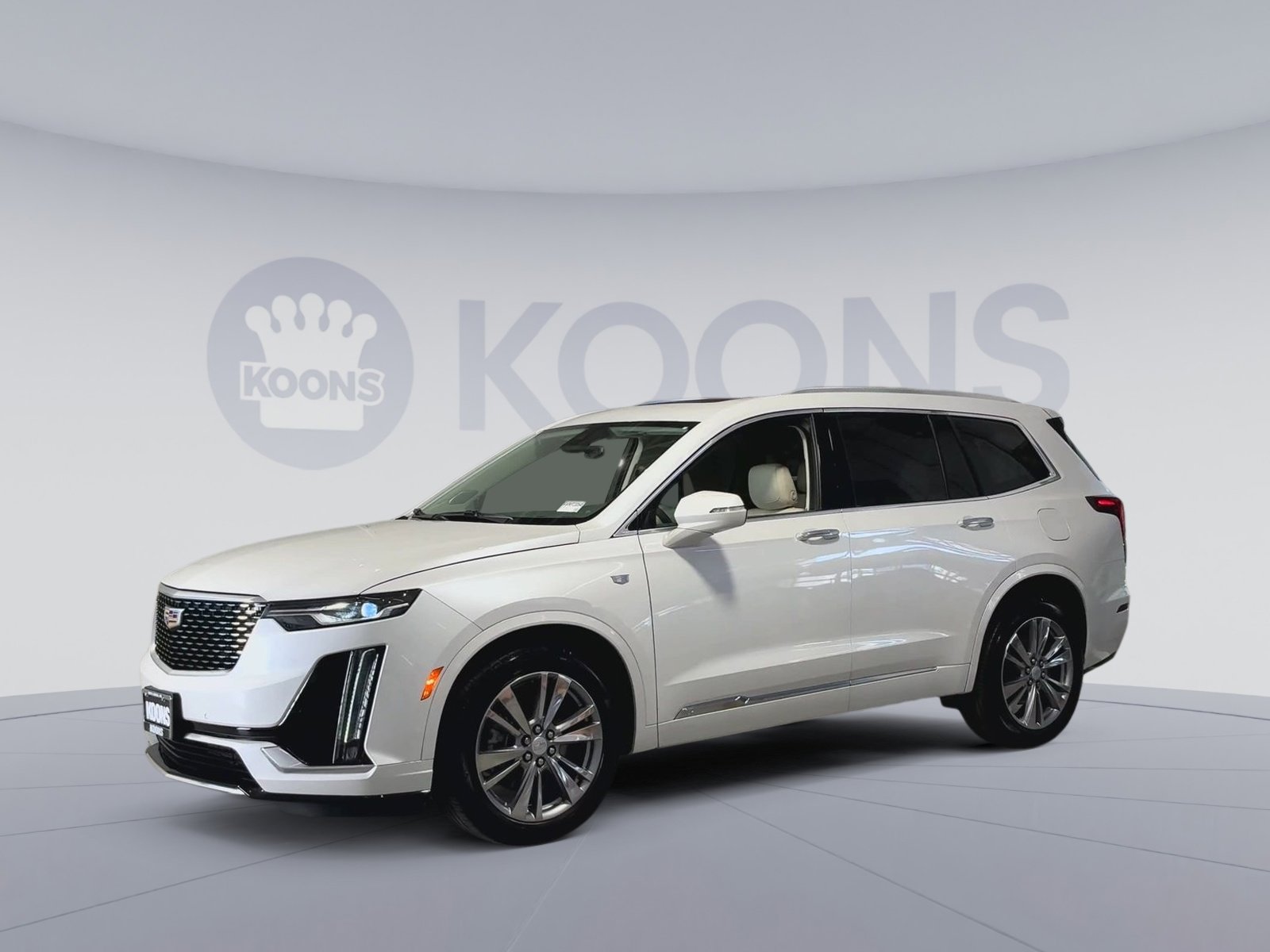 Used 2023 Cadillac XT6 Premium Luxury image 5