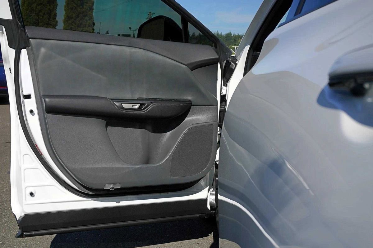 Used 2024 Lexus RZ 300e Premium image 13