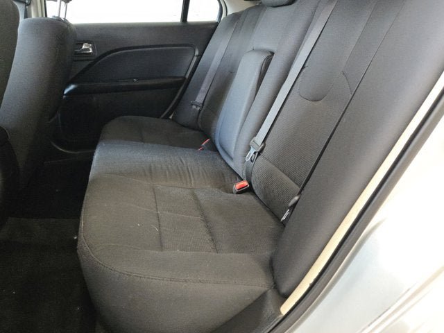 Used 2012 Ford Fusion SE FWD image 12