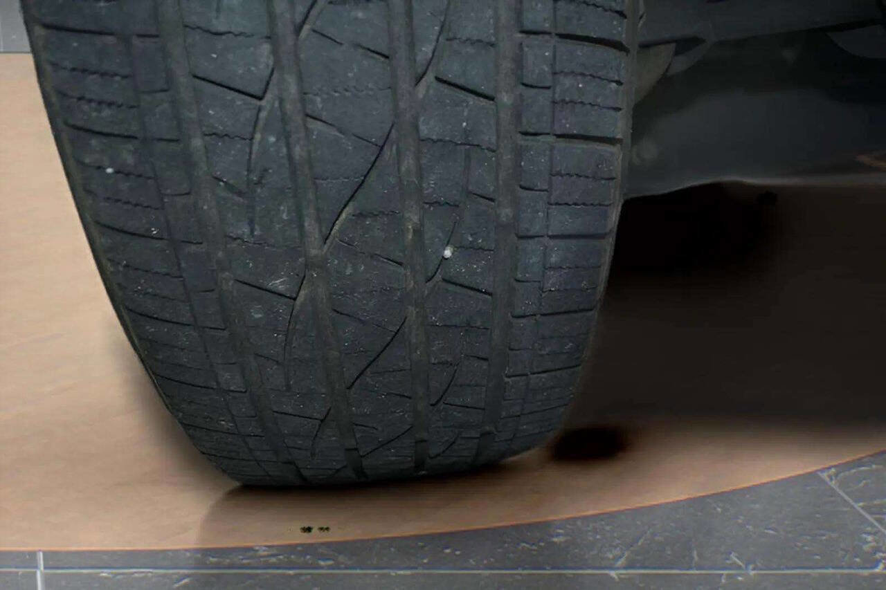 Used 2018 Dodge Journey SE image 23