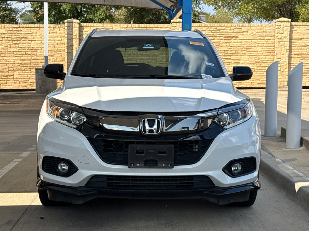 Used 2019 Honda HR-V Sport image 2