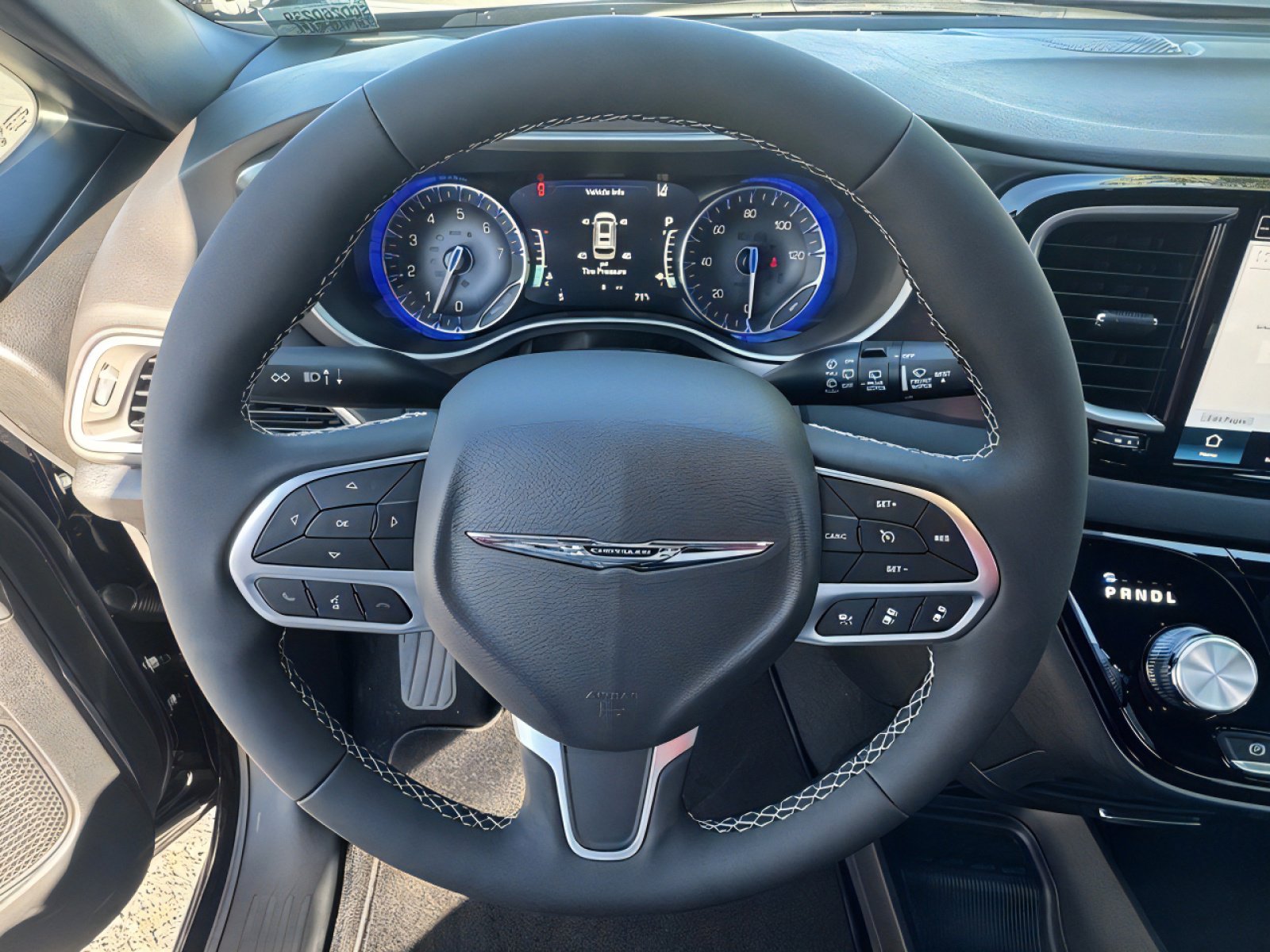 New 2026 Chrysler Voyager LX image 19