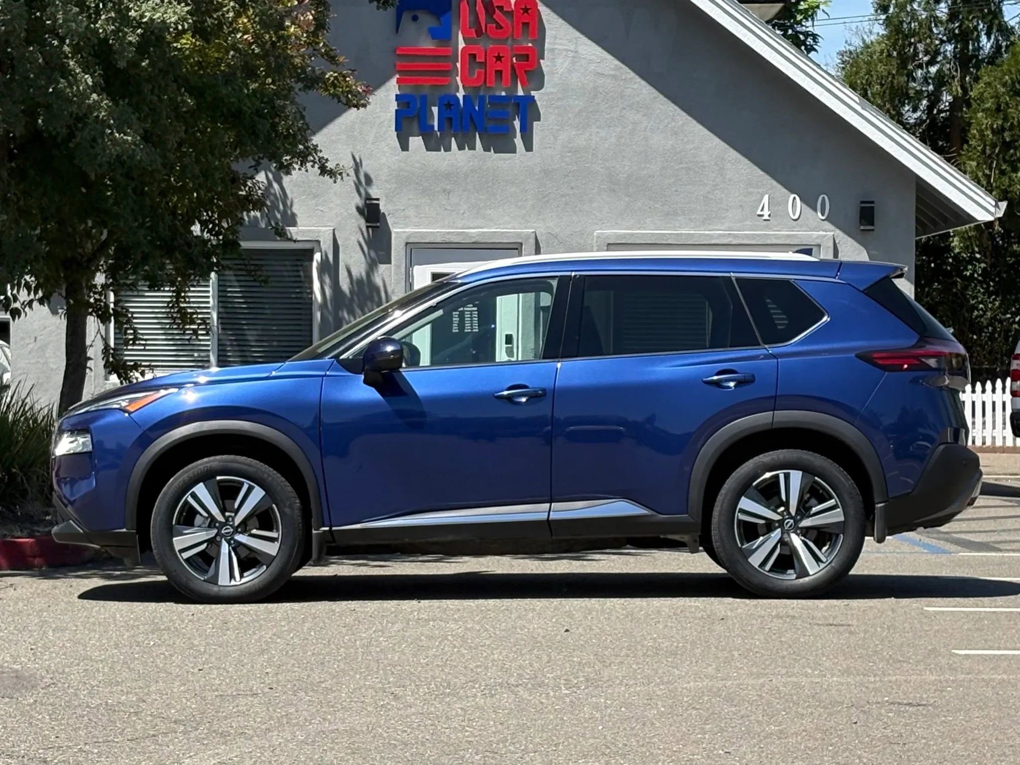 Used 2023 Nissan Rogue SL AWD/4WD image 8