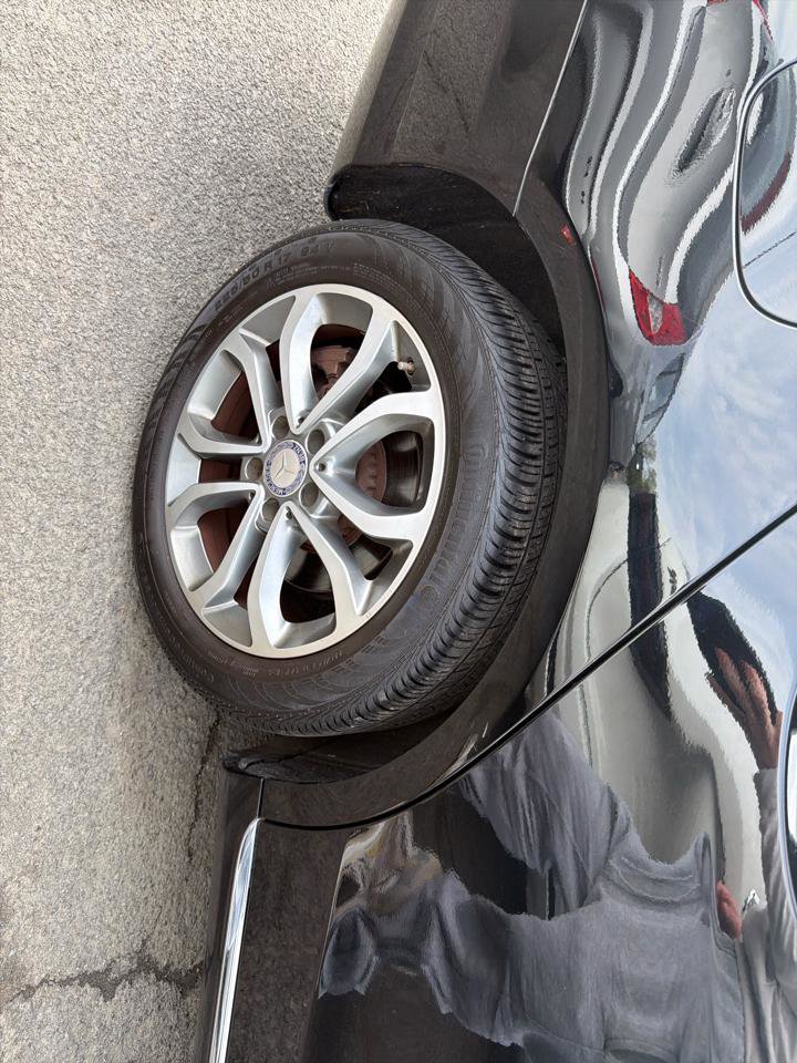Used 2016 Mercedes-Benz C 300 4MATIC Sedan image 5