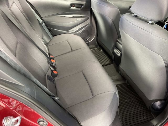 Used 2025 Toyota Corolla LE FWD image 12