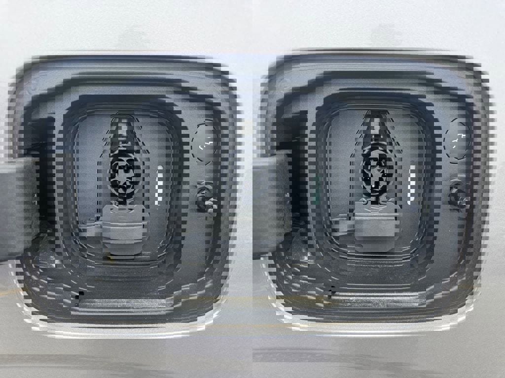 New 2026 Volvo EX90 Ultra image 10