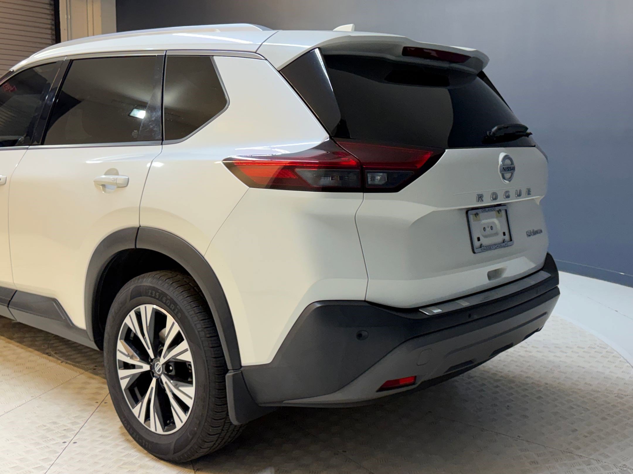 Used 2021 Nissan Rogue SV w/ Premium Package AWD/4WD image 24