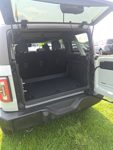 Used 2024 Ford Bronco Outer Banks AWD/4WD image 8
