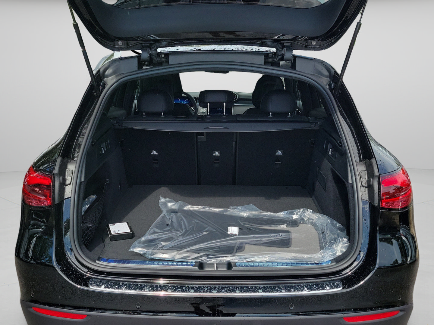 New 2027 Mercedes-Benz GLC 300 image 5
