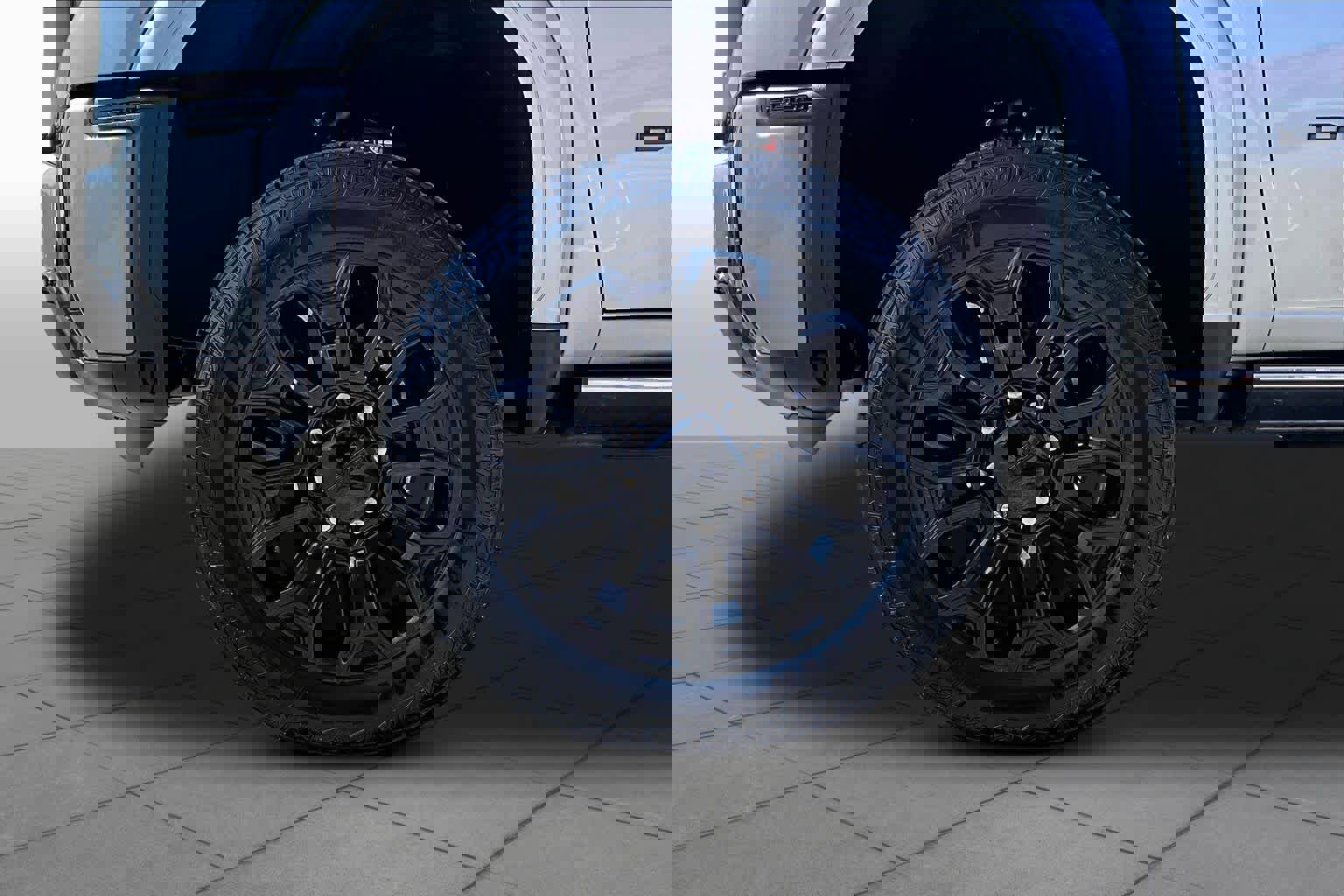 Used 2025 GMC Sierra 2500 Denali Ultimate AWD/4WD image 11