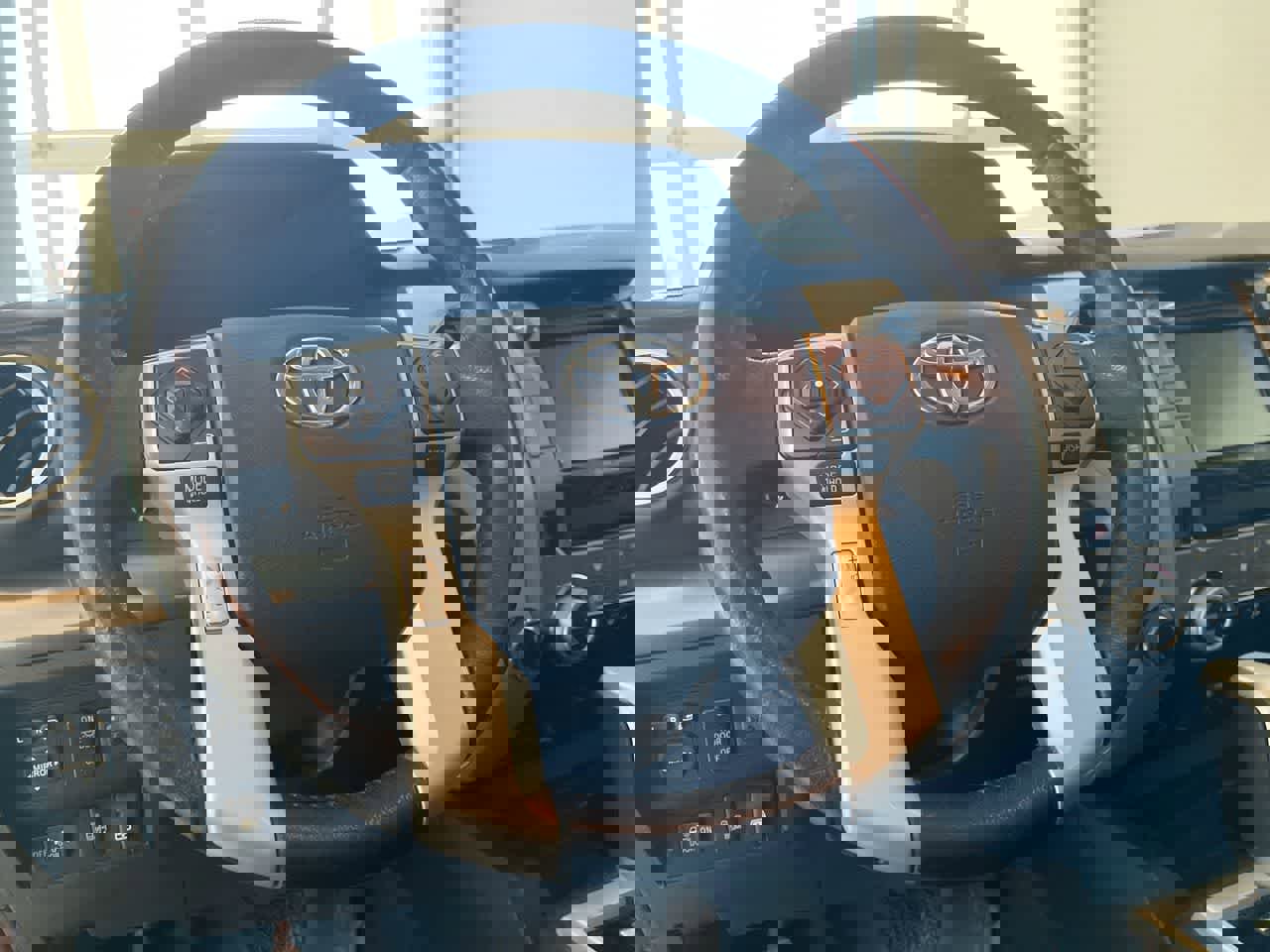 Used 2016 Toyota Tundra Platinum image 14