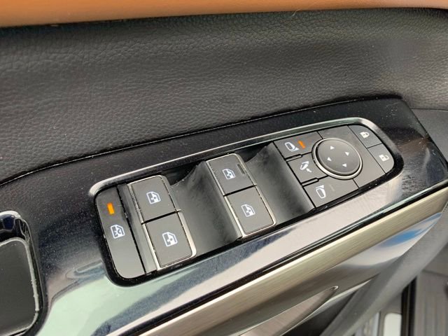 Used 2024 Nissan Pathfinder Platinum w/ Cargo Package image 23