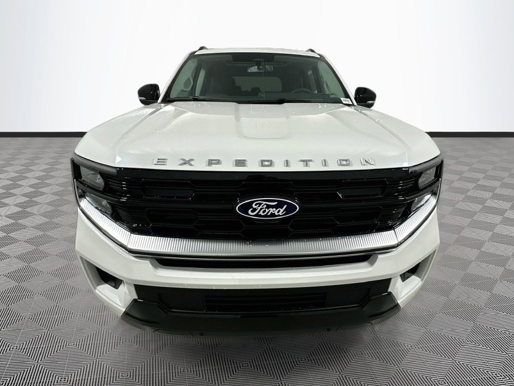 New 2027 Ford Expedition Platinum w/ Platinum Ultimate Package AWD/4WD image 2