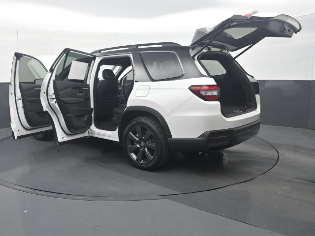 New 2026 Honda Pilot Sport image 38