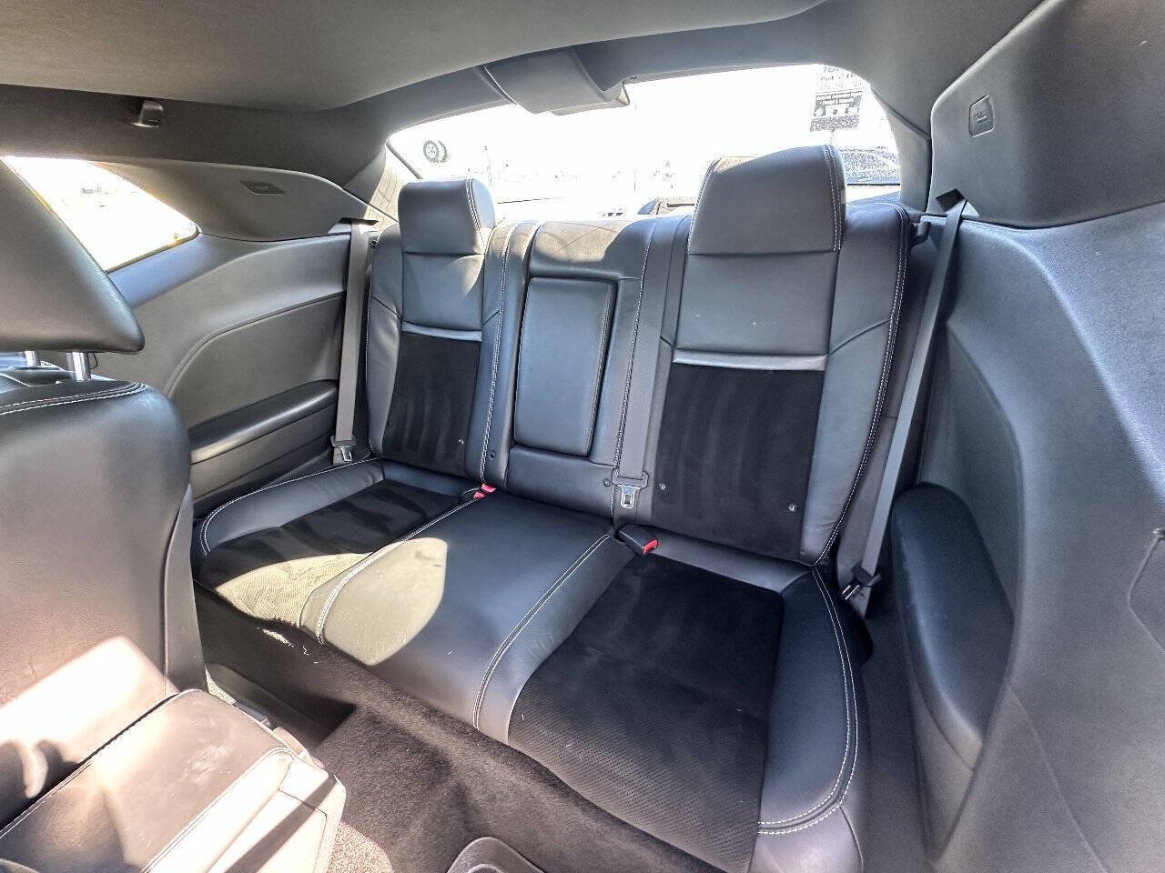 Used 2014 Dodge Challenger R/T RWD image 17