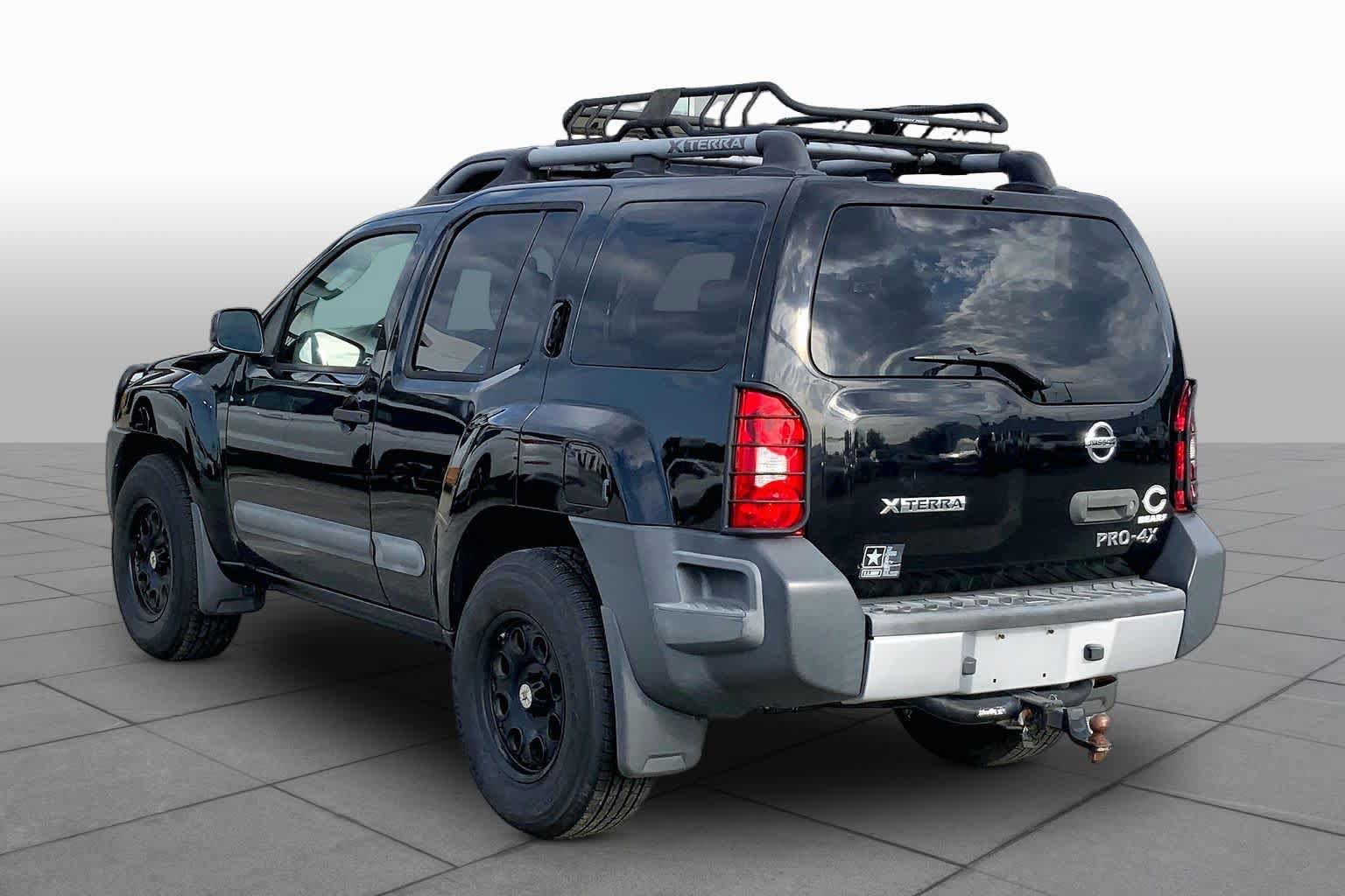 Used 2011 Nissan Xterra PRO-4X w/ Pro-4x Leather Pkg AWD/4WD image 11