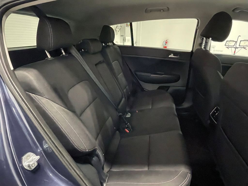 Used 2020 Kia Sportage LX image 21