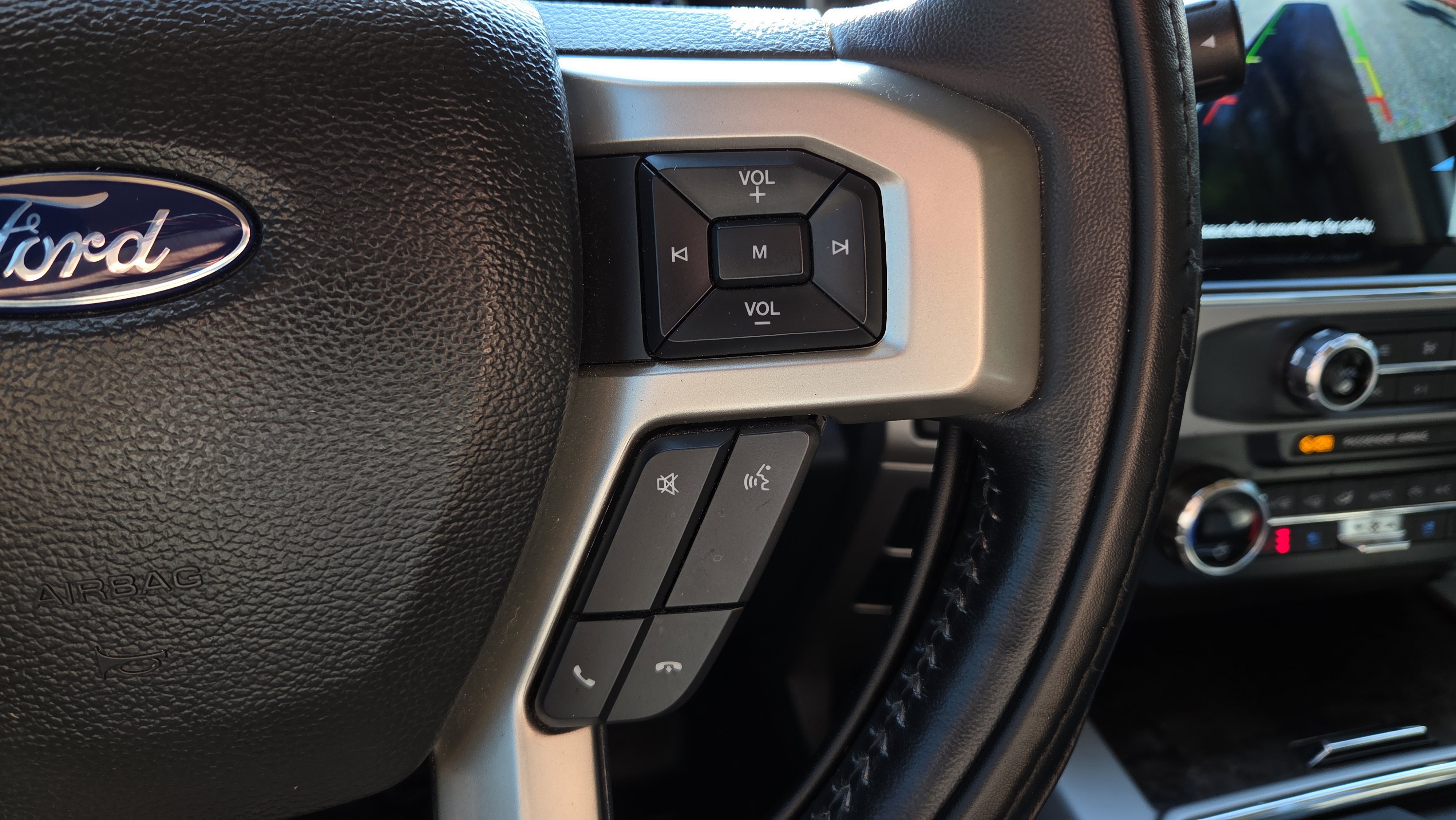 Used 2022 Ford F250 Lariat w/ Lariat Ultimate Package image 28