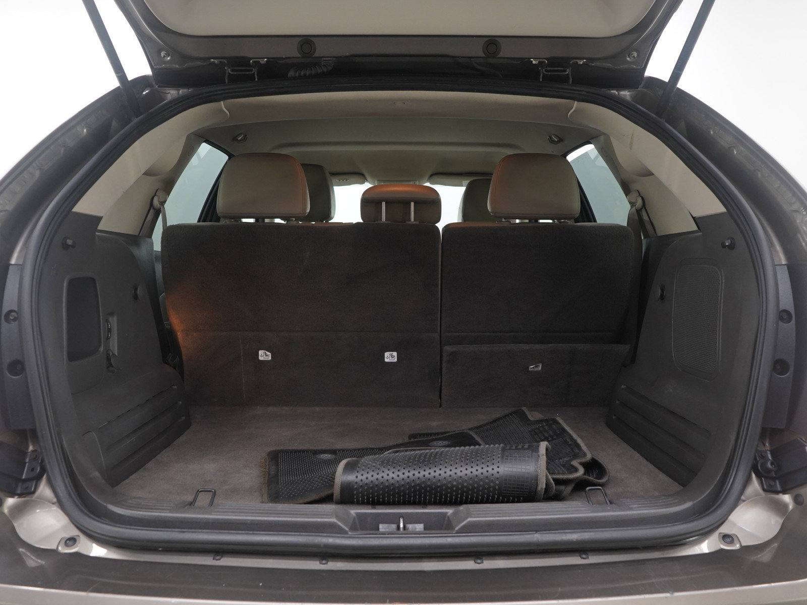 Used 2014 Ford Edge Limited FWD image 17