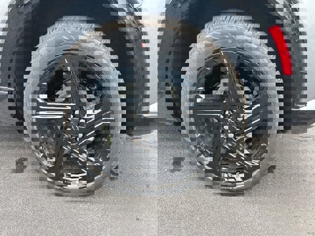 New 2025 Chevrolet Equinox EV RS image 45