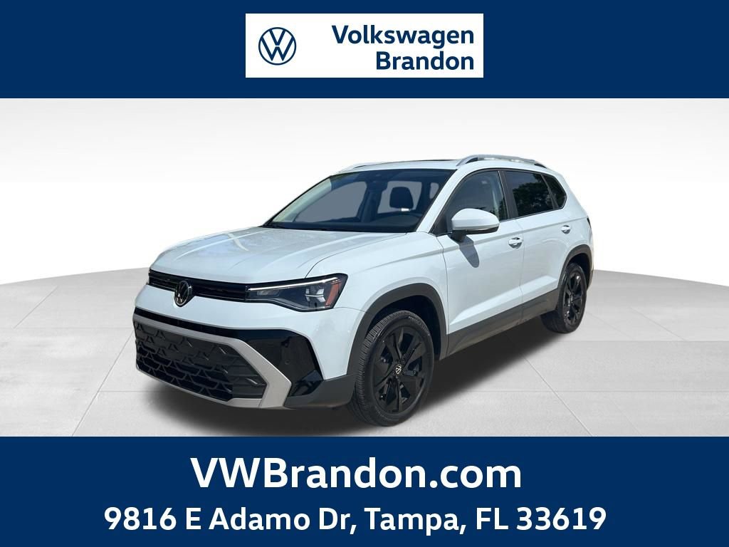 Certified 2025 Volkswagen Taos SE w/ Panoramic Sunroof Package FWD image 1