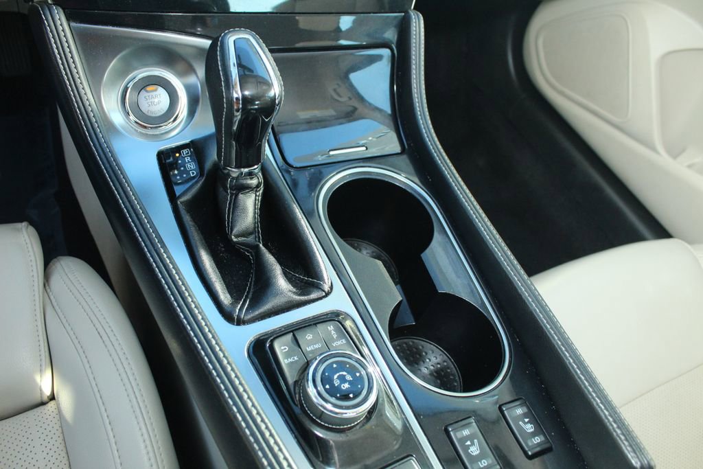 Used 2017 Nissan Maxima 3.5 SV w/ Interior Lighting Package image 15