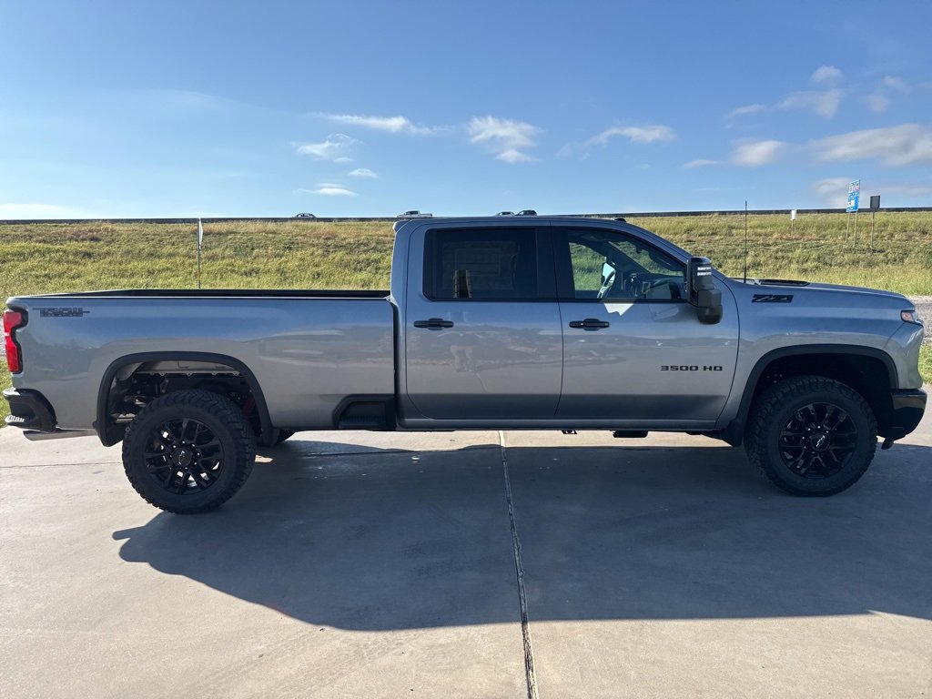 New 2026 Chevrolet Silverado 3500 LT w/ Trail Boss Package image 5
