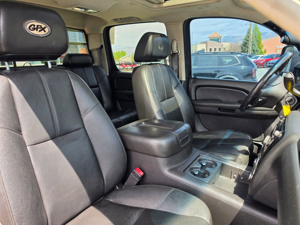 Used 2009 Chevrolet Silverado 2500 W/T AWD/4WD image 16