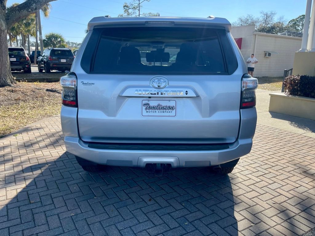 Used 2024 Toyota 4Runner SR5 image 4