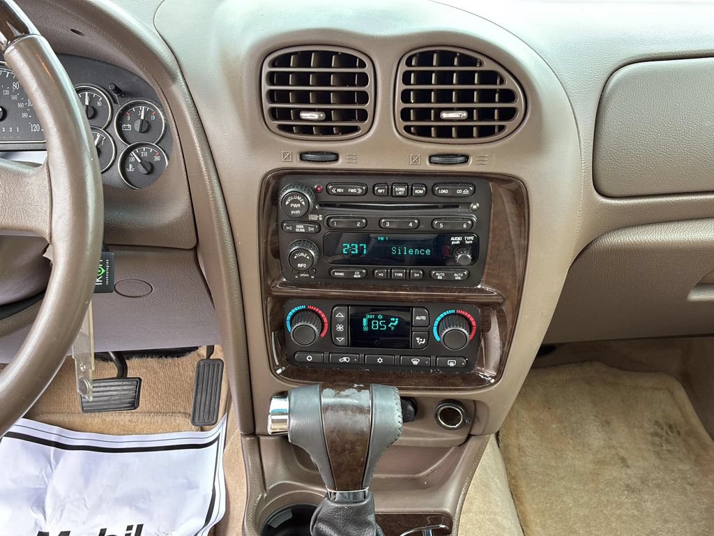 Used 2007 Buick Rainier CXL RWD image 18
