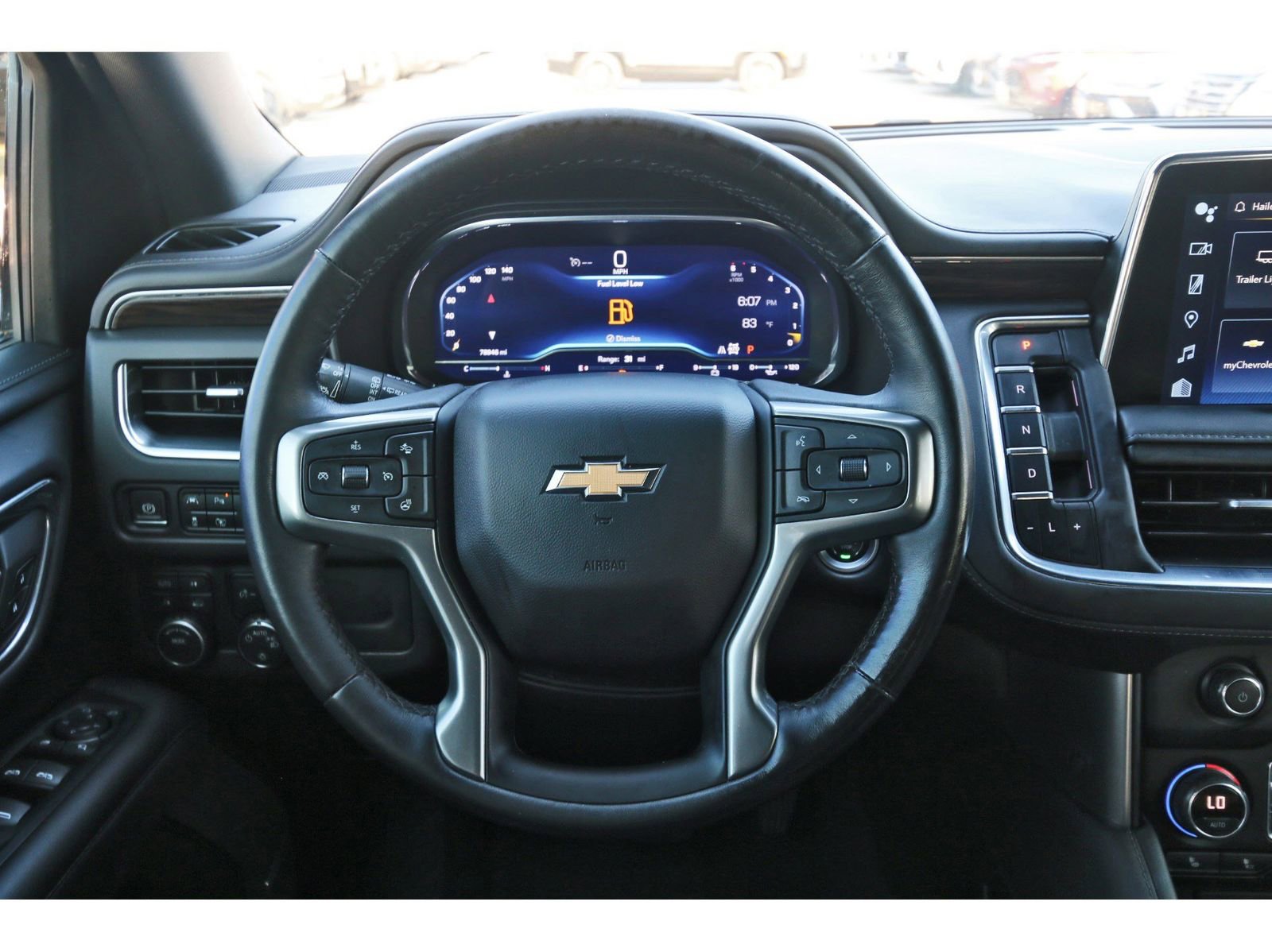 Used 2022 Chevrolet Tahoe LT w/ Luxury Package image 16