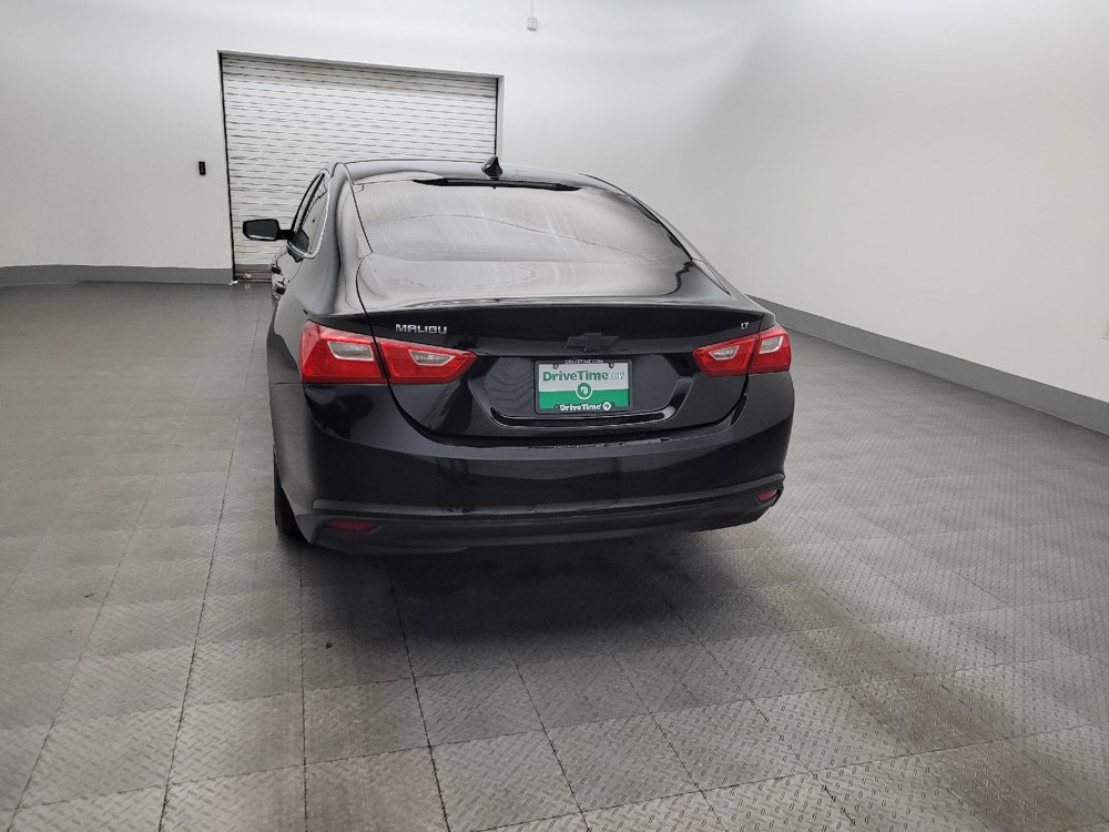 Used 2017 Chevrolet Malibu LT FWD image 6