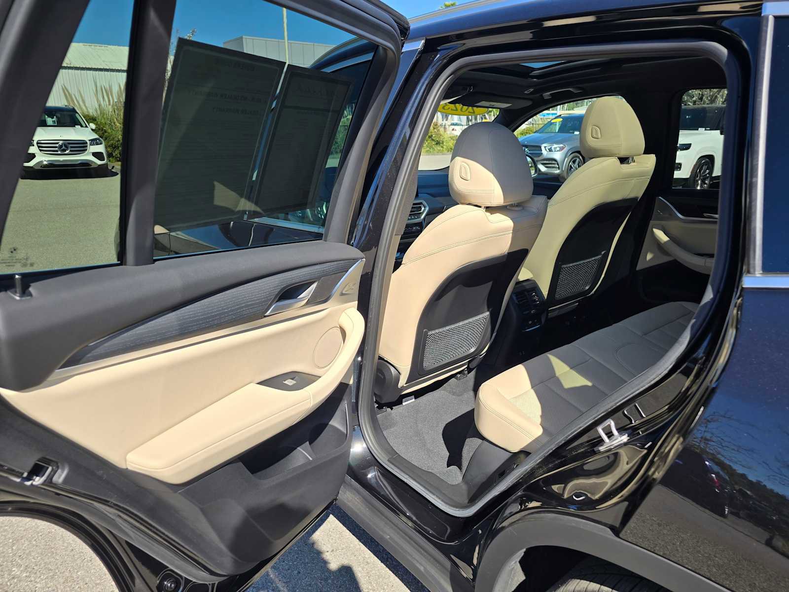 Used 2023 BMW X3 xDrive30i w/ Premium Package image 17